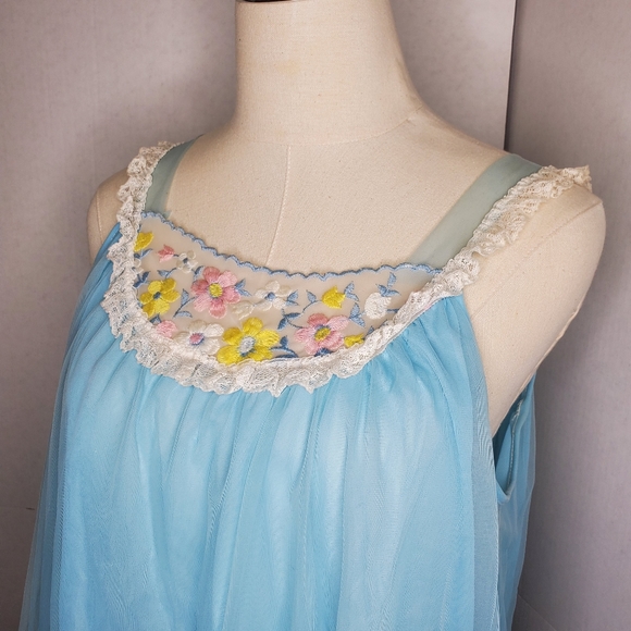 Vintage Retro Floral Lace Dress - Picture 2 of 10